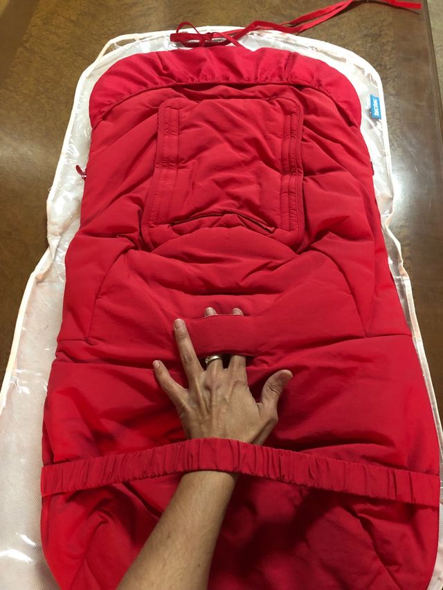 Cama individual metálica con somier de madera