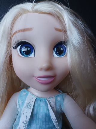 Muñeca Elsa Frozen 32cm