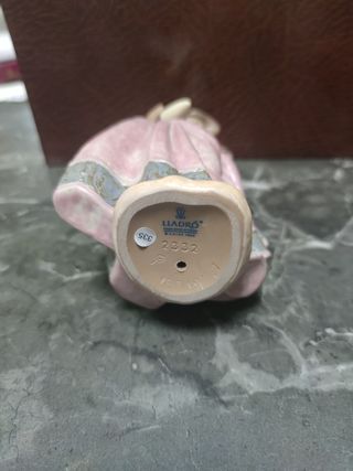 Figura Lladró - Aguadora Corintia