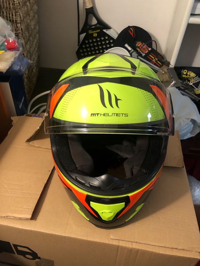 Casco MT Helmets Thunderbolt 3