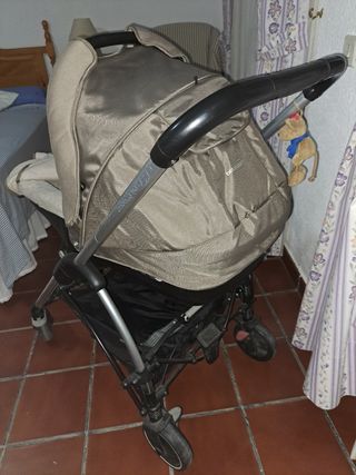 Carro bebé "Bebé Confort Streety"