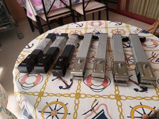 Solo quedan las cuatro patas con ruedas en grises