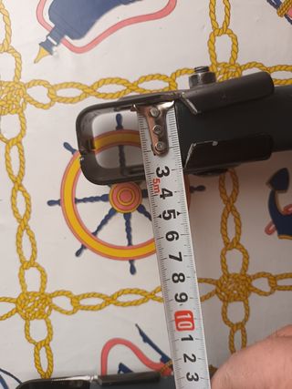 Solo quedan las cuatro patas con ruedas en grises