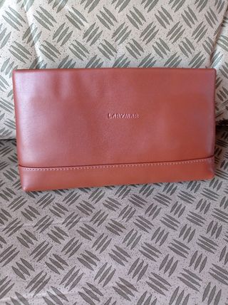 Cartera de mano