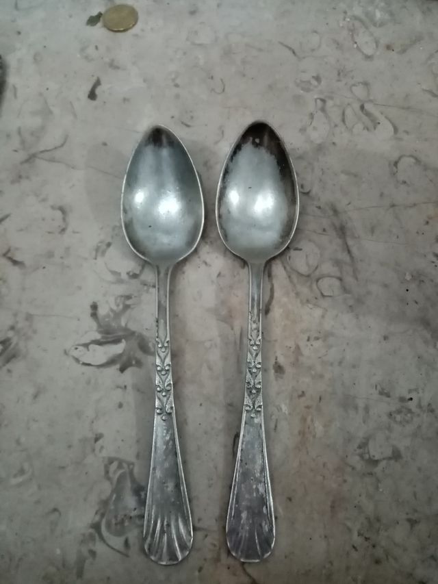 dos cucharas antiguas