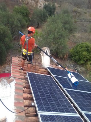 Limpieza placas solares