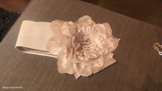 cinturón ancho flor