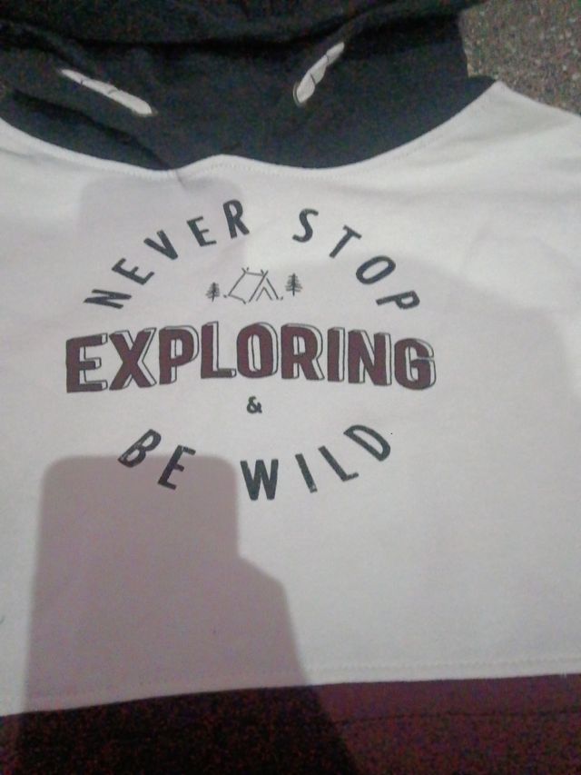 sudadera nueva sin etiqueta