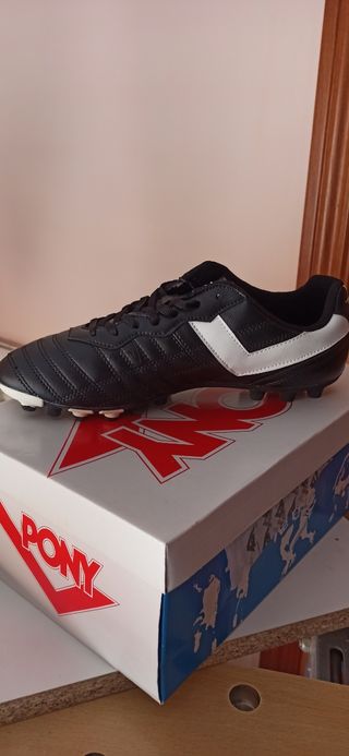Botas de futbol Pony