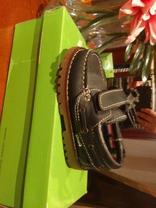 zapatos niño