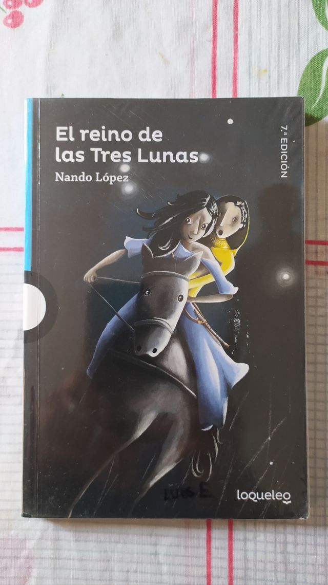 El Reino De Las Tres Lunas De Segunda Mano Por 8 Eur En León En Wallapop El Reino De Las Tres Lunas De Segunda Mano Por 8 Eur En León En Wallapop
