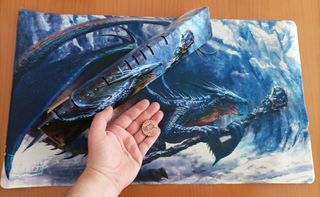 Tapete Dragon Shield Con Marcador y Moneda Hierro