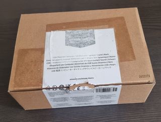 Amazon Basics – Altavoces de ordenador alimentados