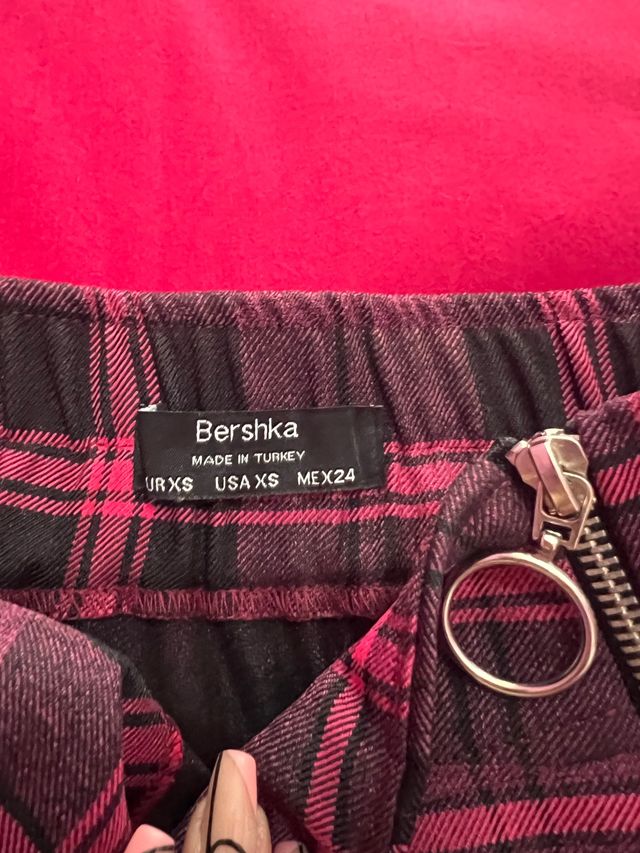 Falda Bershka talla xs