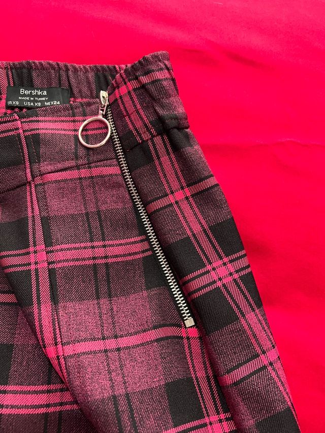 Falda Bershka talla xs