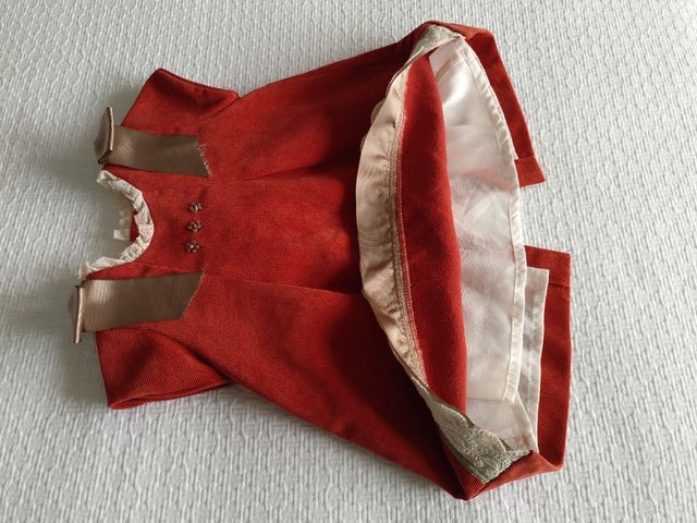 Conjunto bonito vestido e casaco