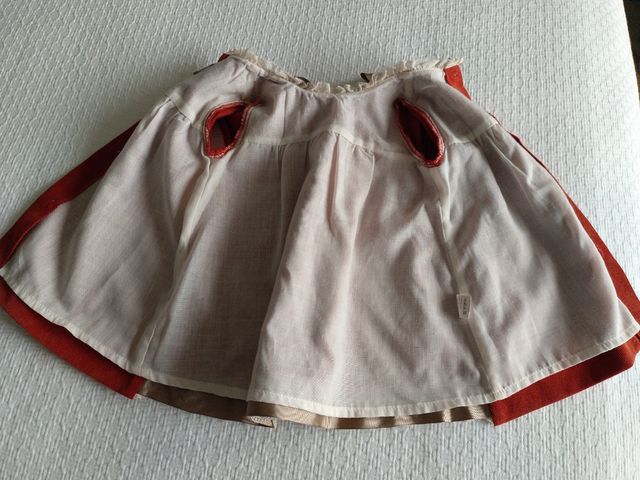 Conjunto bonito vestido e casaco