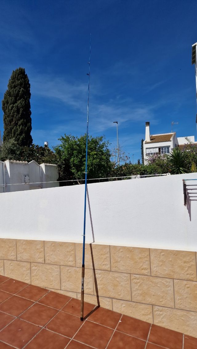 Caña de pescar telescópica