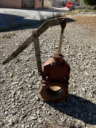 Tajadera  hertell 200 para cuba bota de 14000l