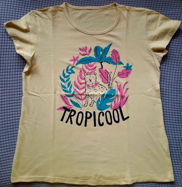 Lote de 7 camisetas.