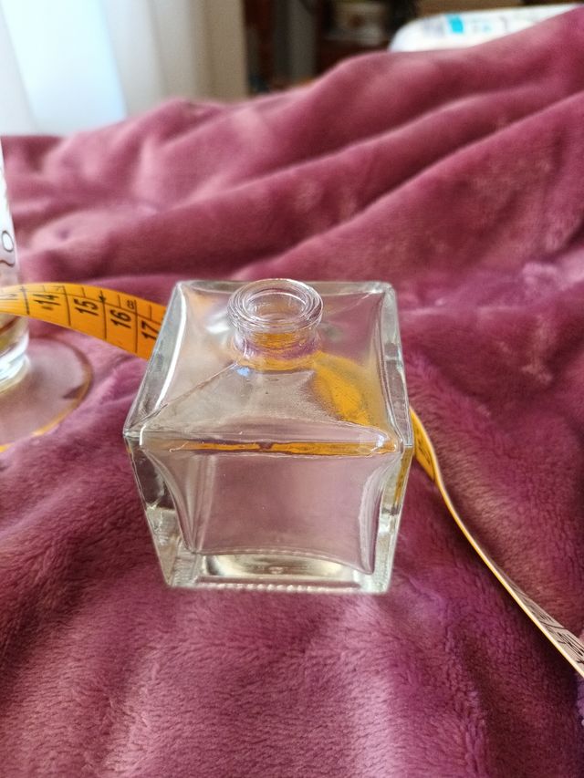 jarron pequeño,  violetero. Estilo zara home