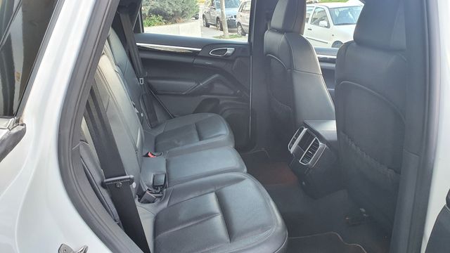 Porsche Cayenne diesel 3.0 245cv .