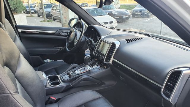 Porsche Cayenne diesel 3.0 245cv .
