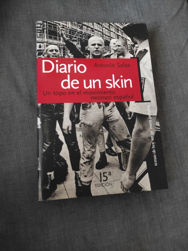 Libro "Diario de un skin"