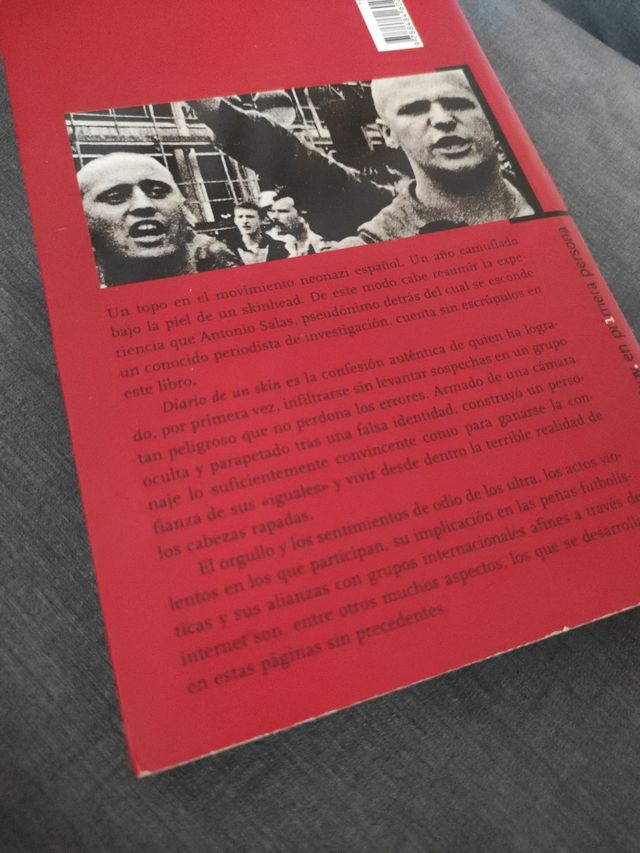 Libro "Diario de un skin"