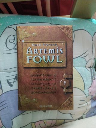 Artemis Fowl - Eoin Colfer
