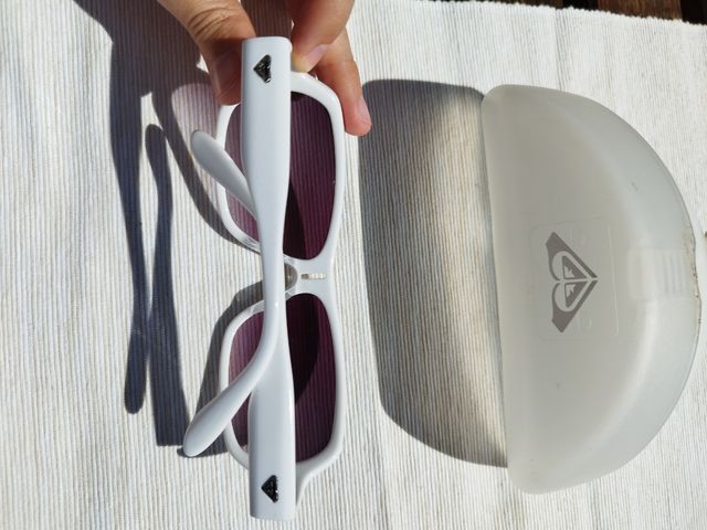 ROXY GAFAS BLANCAS NUEVAS UNISEX Y EXCLUSIVAS