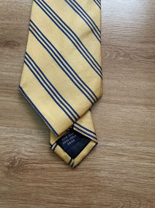 Corbata 100% seda marca Faconnable