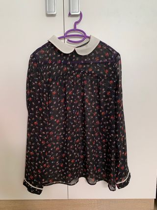 Camisa blusa negra flores