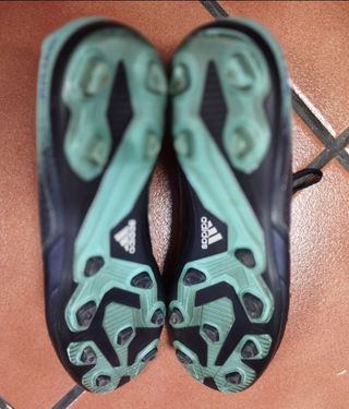 botas de tacos Adidas 