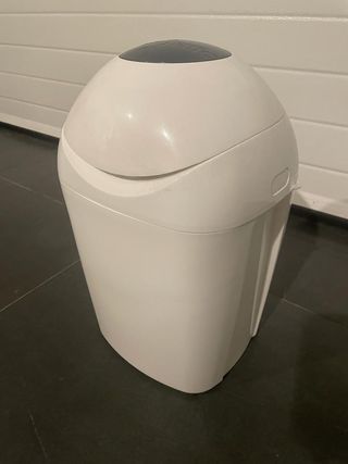 Contenedor de pañales tommee tippee marca sangenic