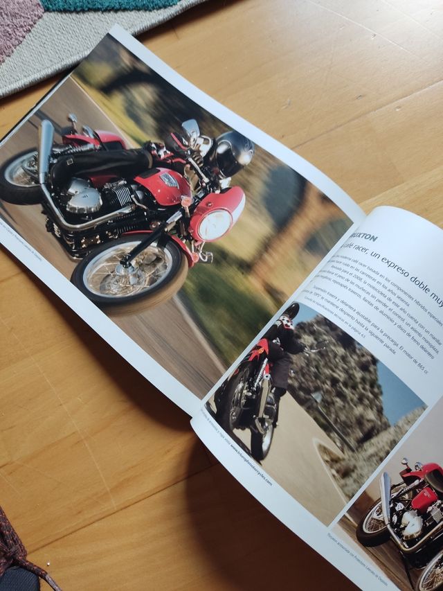 Catalogo Triumph Motocicletas 2008