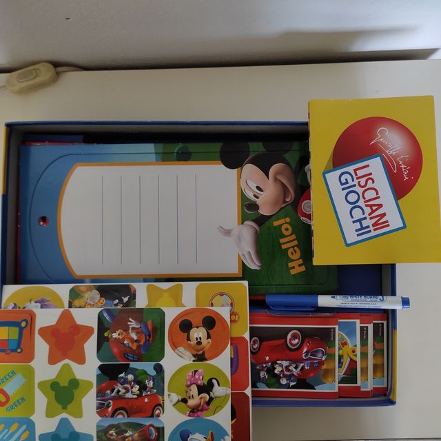 Mickey Mouse, Creo e decoro la mia cameretta. maxi