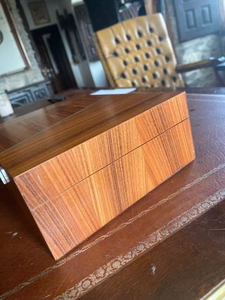 Expositor Caja de madera Roger Dubuis.