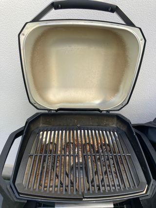 Barbacoa Weber Eléctrica Pulse 2000 com Carro