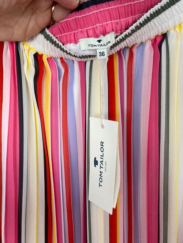 Falda, fiesta Tom Tailor.