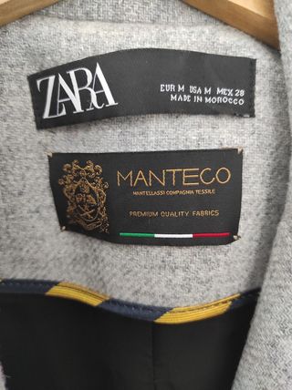Abrigo entallado gris talla M de Zara 
