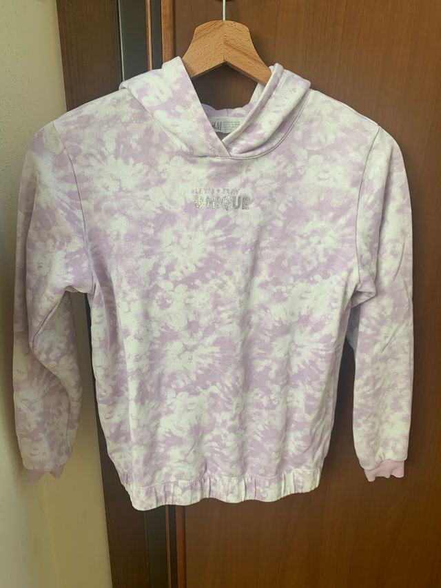 Usata poco felpa con cappuccio 8/10 anni