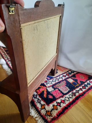 Espejo pequeño antiguo