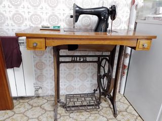 máquina de coser antigua ALFA