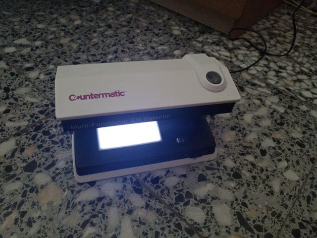 lampara uv detector billetes y documentos falsos