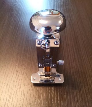 Grapadora de sobremesa. EL CASCO M-35