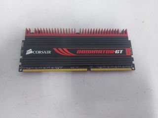 MEMORIAS RAM CORSAIR Y RIPJAWS