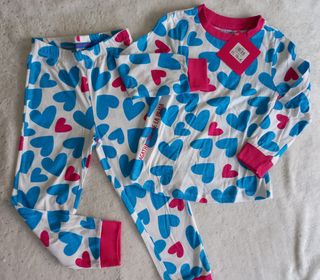 Pijama 3- 4 años. Nuevo