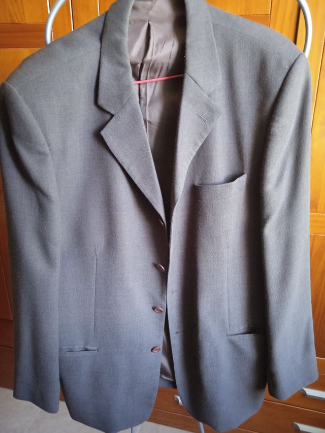 varias chaquetas americana Springfield.