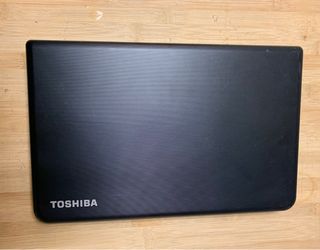 Toshiba satellite intel i3/8Gb 